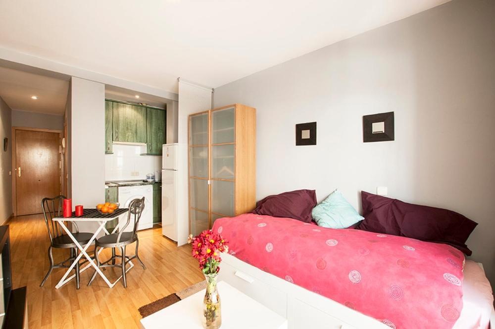 Apartamentos Eloisa Мадрид Номер фото